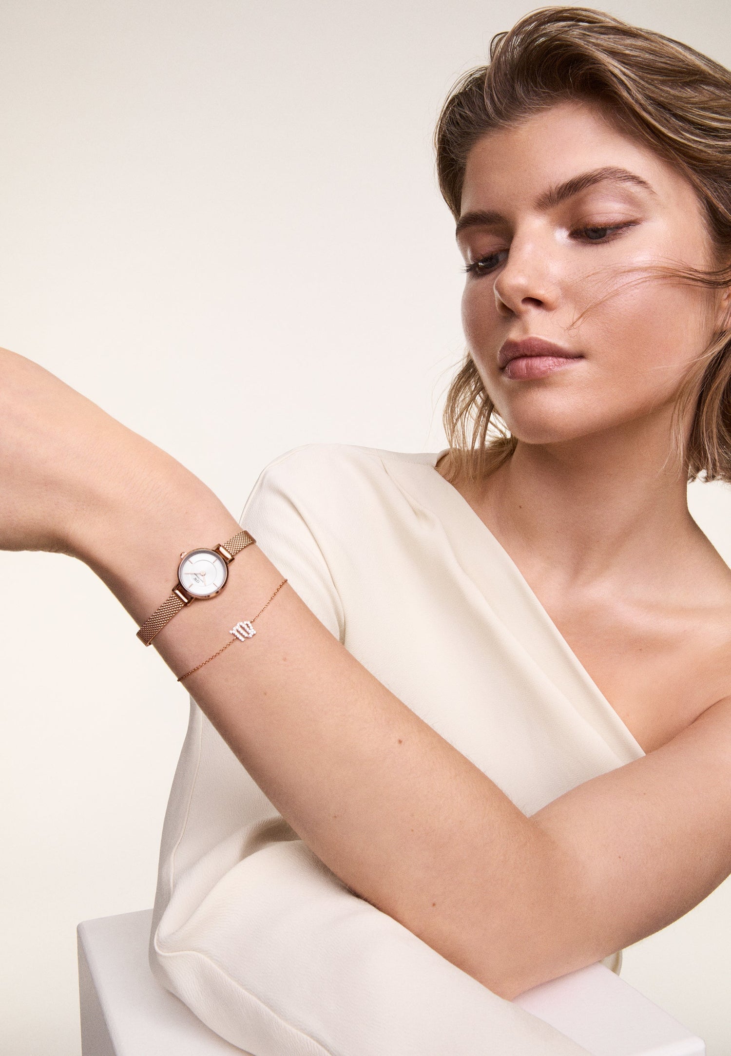 The complete guide on how to clean your bracelets