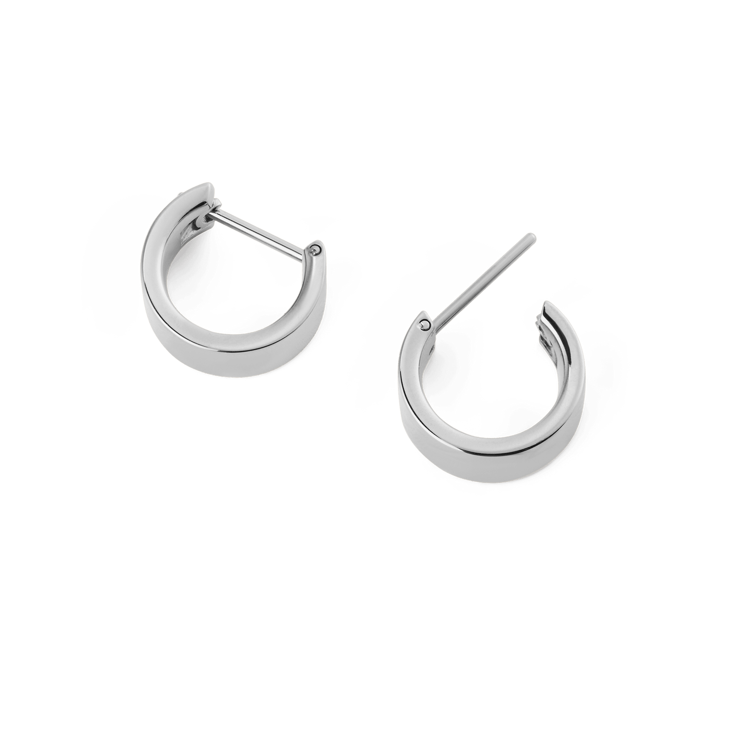 Line Earrings Polished Silver 5.5mm