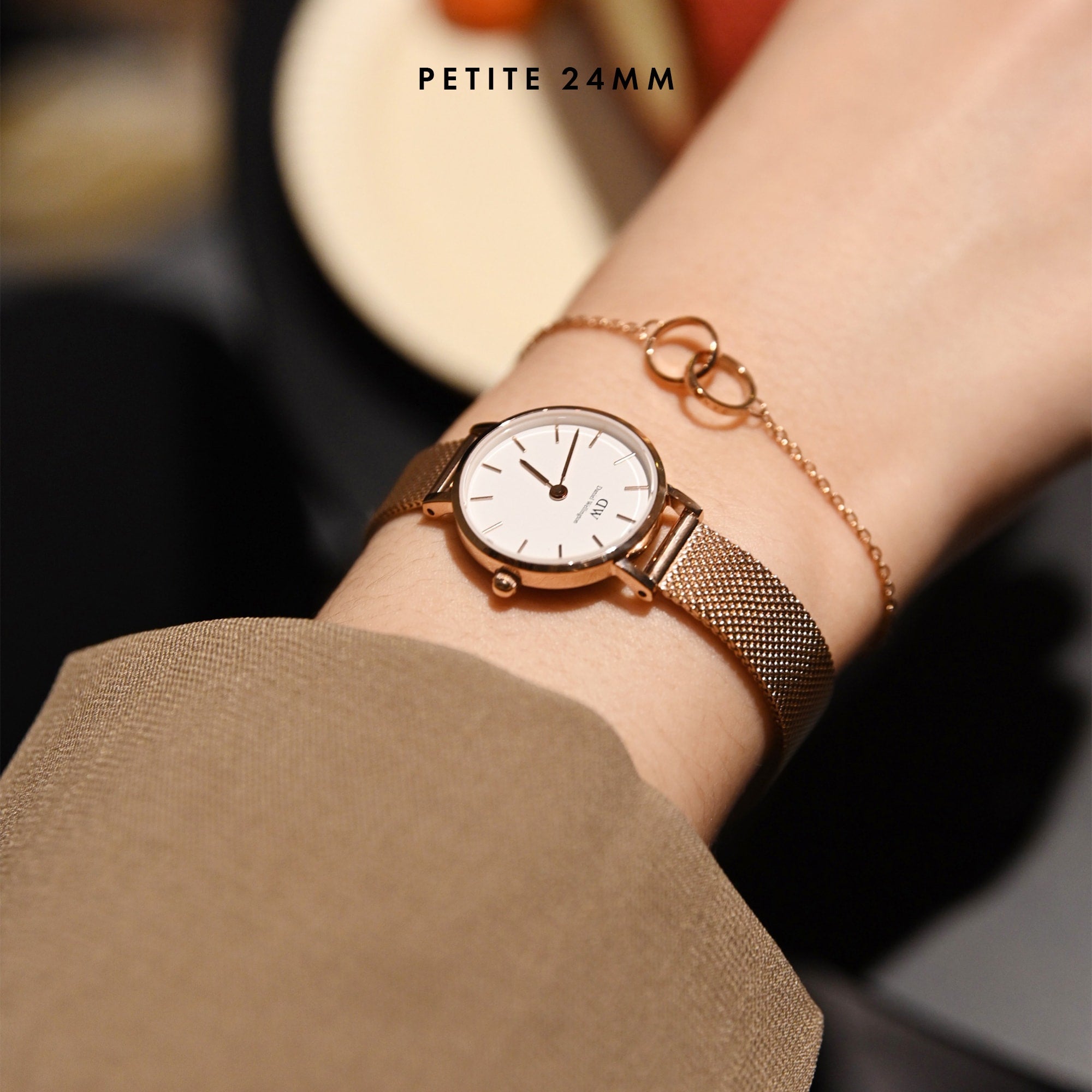 Petite Pressed Melrose - White dial women's watch | DW