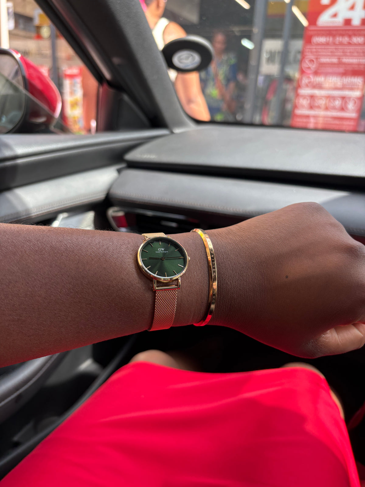 Photo from a customer review