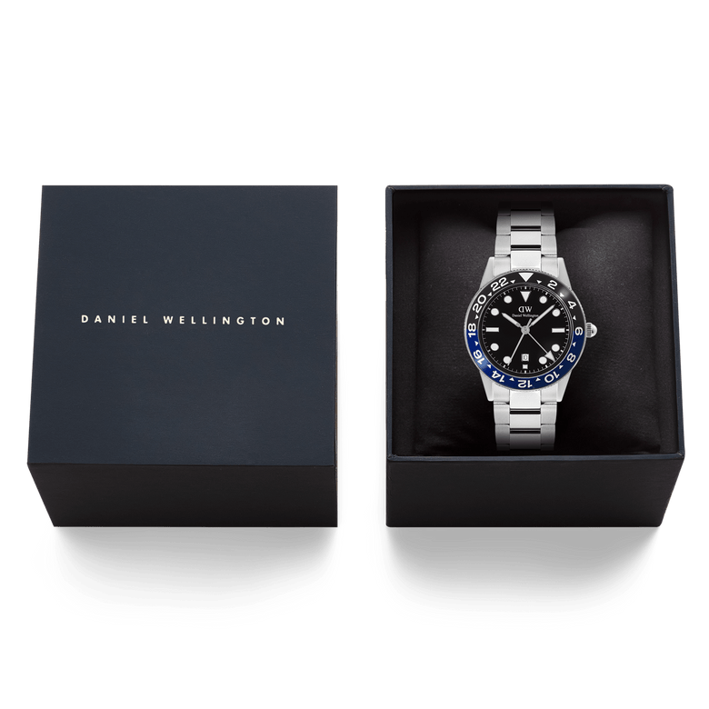 Iconic GMT Link Black Blue Ceramic Bezel Silver